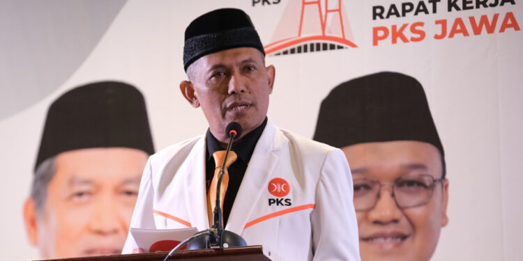 Rakerwil, Ketua PKS Jatim: Pelayanan Publik, Bentuk Pembelaan pada Rakyat